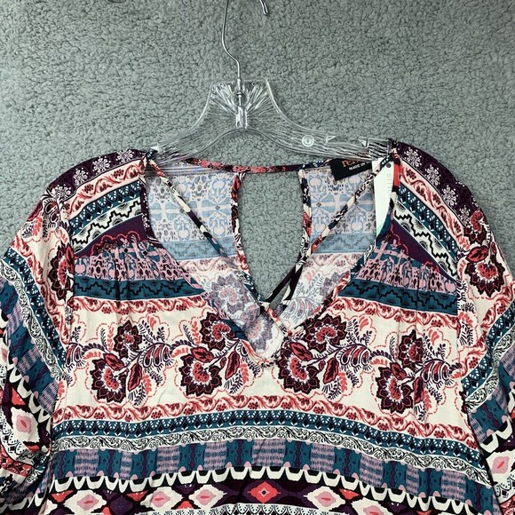 RENEE C Womens Blouse Size XL Stitch Fix Boho 3/4 Sleeve Keyhole Crossfront NWT - Picture 2 of 14